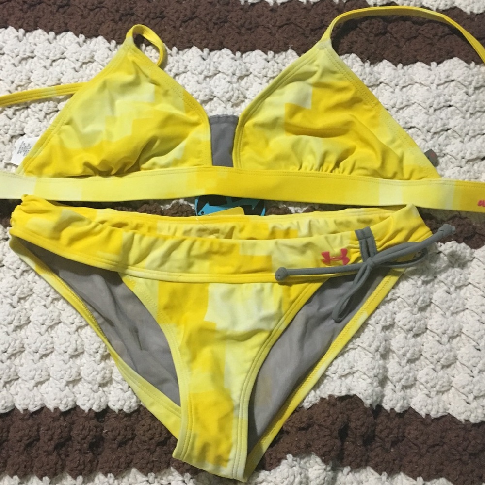 Under Armour bathing suit 👙